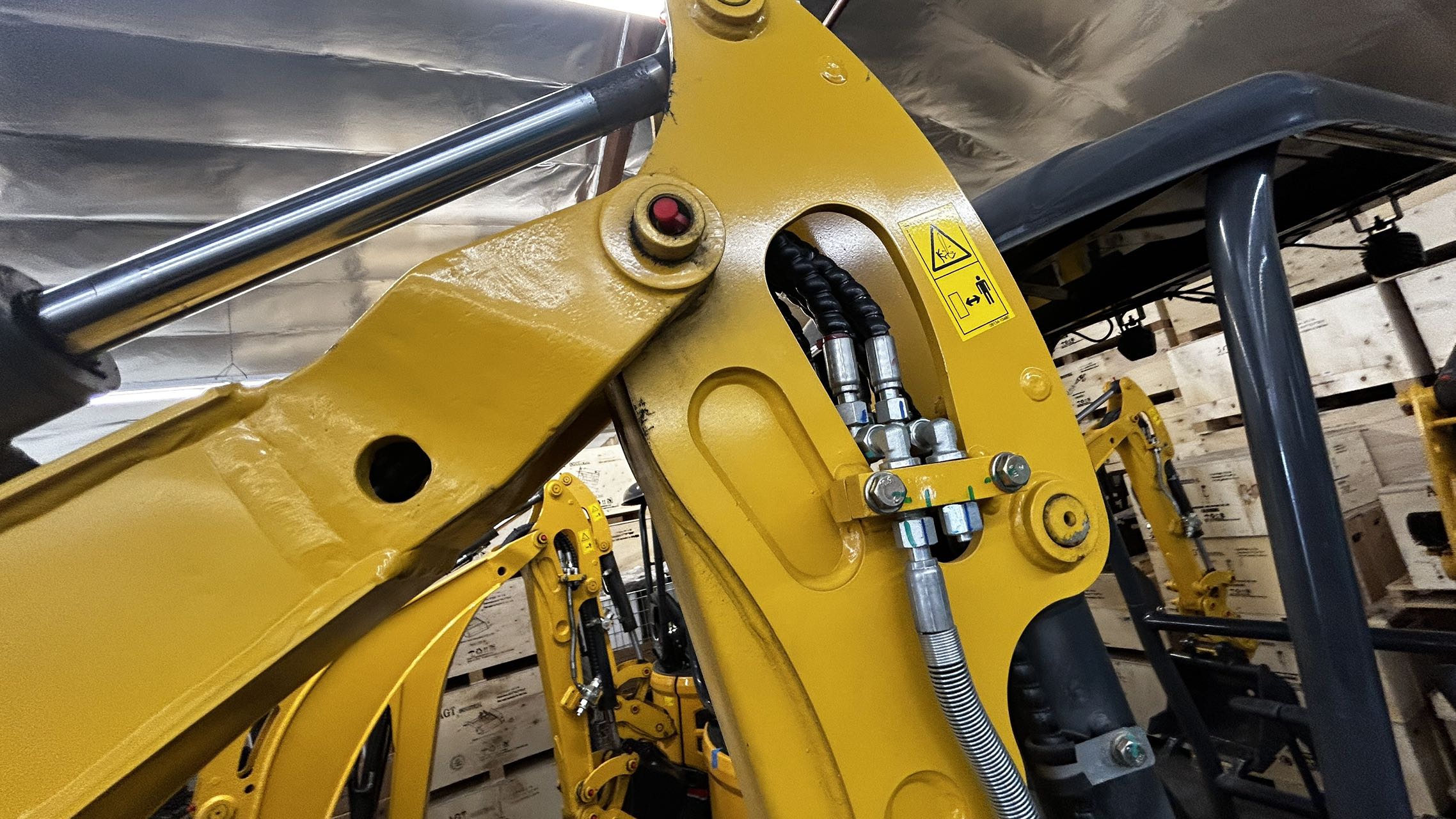 AGT-SE17SR 1.8 TON, KUBOTA Diesel Engine Mini Excavator