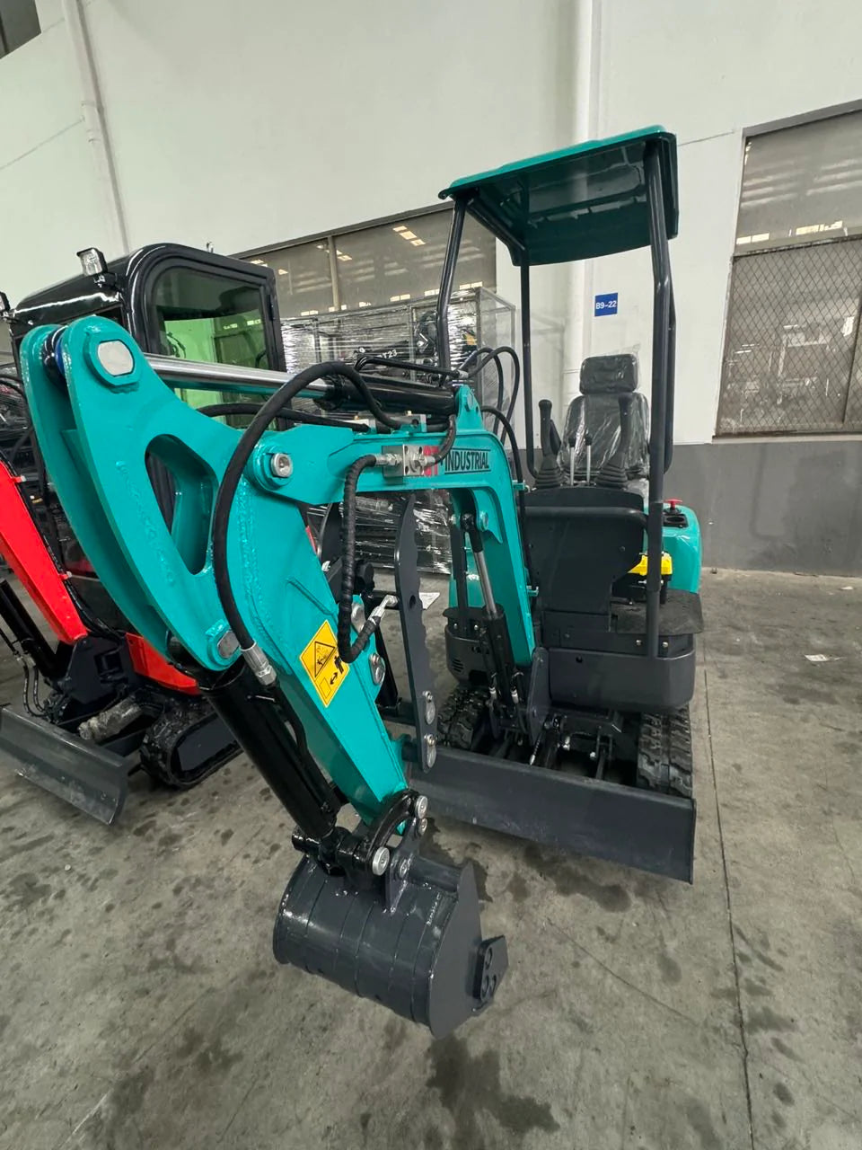 AGT RATO 1 Ton Excavator, With Hydraulic Thumb